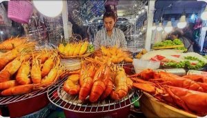 “Street Food Tour: Bangkok’s Best Kept Secrets & Authentic Thai Cuisine (Bangkok street food guide for tourists)”