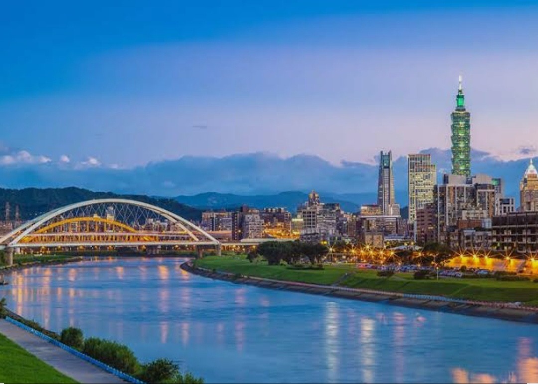 Seoul vs. Taipei: The Ultimate Solo Female Travel Showdown