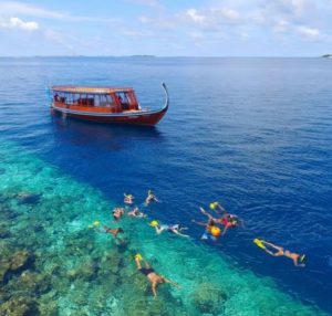 Maldives on a Budget 2026: How to Visit Paradise for Under ₹75,000(6) – Cheap Resorts, Local Islands, Flight Deals & Money-Saving Tips
