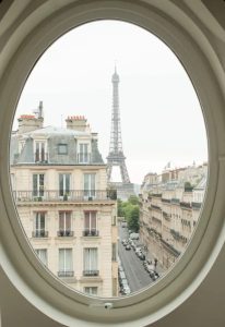 The Ultimate Paris Honeymoon Guide: Romantic Hotels, Dreamy Cafés & Unforgettable Experiences